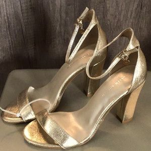 Karen Millen gold pumps